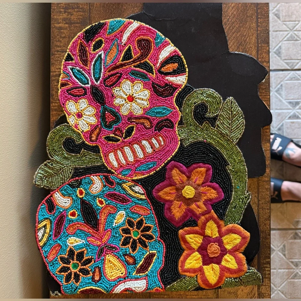 RARE! HTF! NWT Pier One Sugar Skull Day of the Dead Ornate Beaded Tablerunner